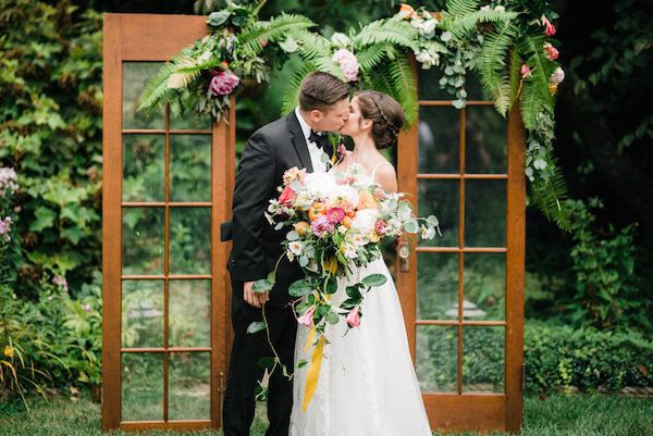  Bright & Bold Must-See Virginia Farm Wedding Inspo